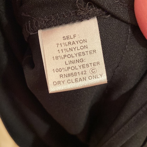 London Times Dress Black Sleeveless Layered Skirt V-Neck WM SZ 10 Gorgeous 🥰 - Picture 13 of 13